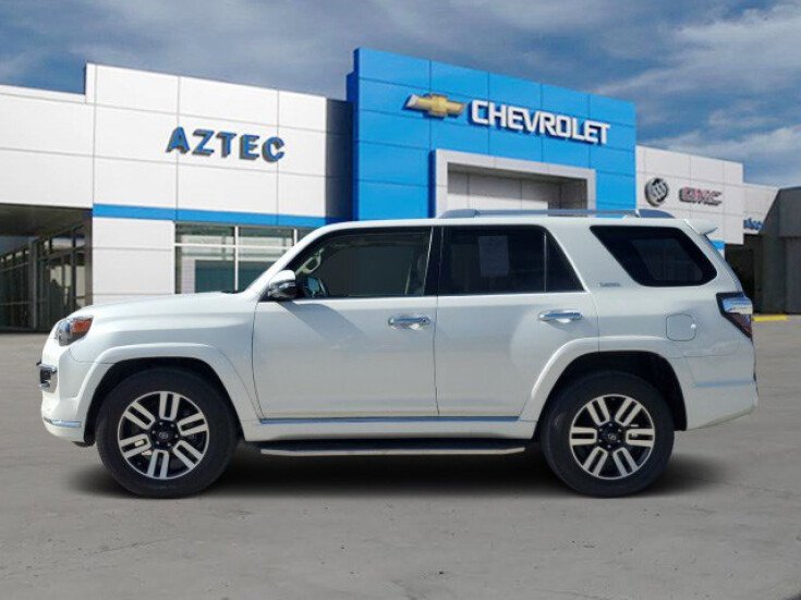 Thumbnail Photo undefined for 2021 Toyota 4Runner